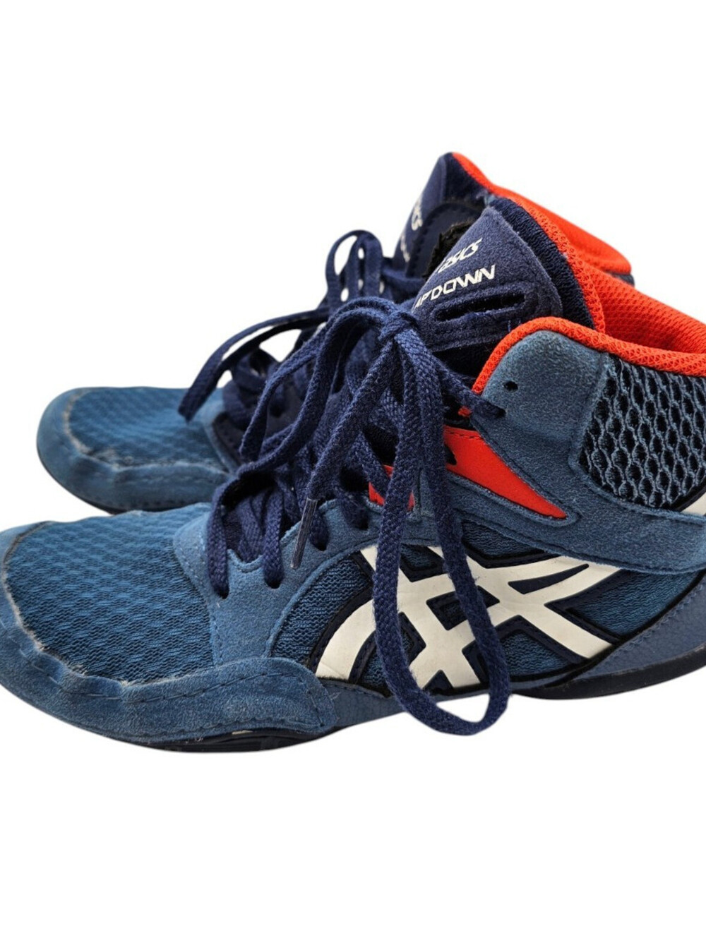 ASICS Snapdown 3 wrestling shoes in an azure and white colorway Boys Sz 3